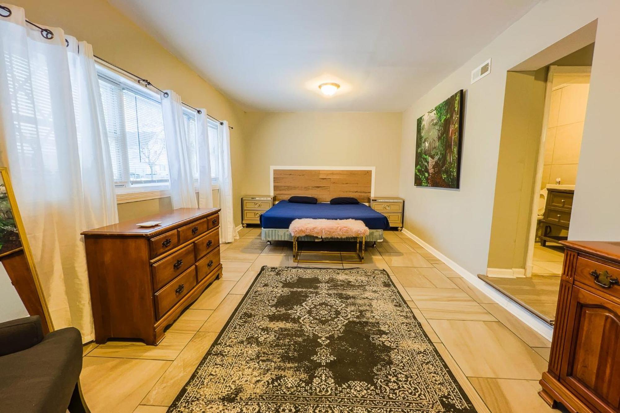 Large 6Br, 6 Bath In The City Of Niagara Falls Eksteriør billede