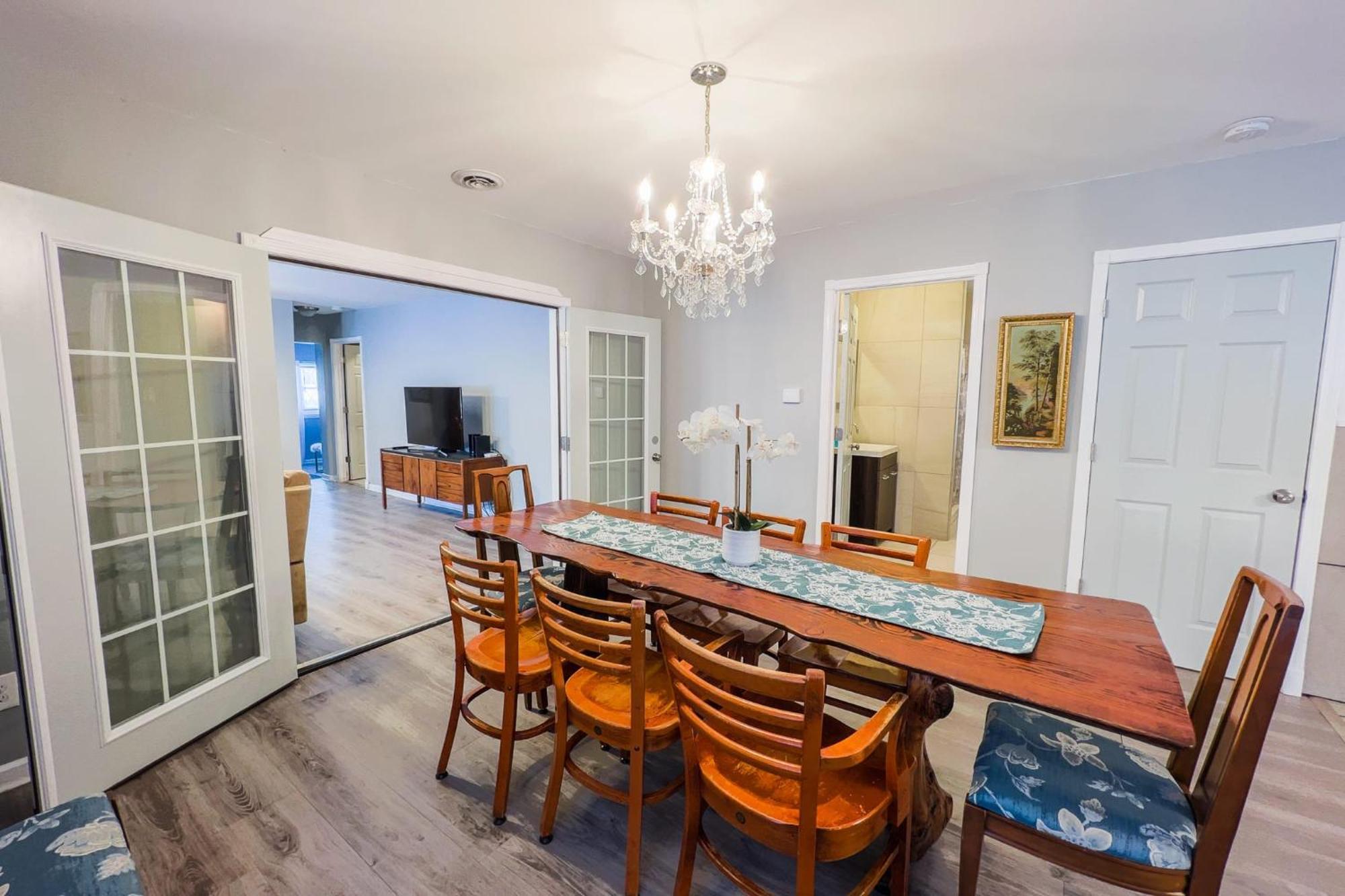 Large 6Br, 6 Bath In The City Of Niagara Falls Eksteriør billede