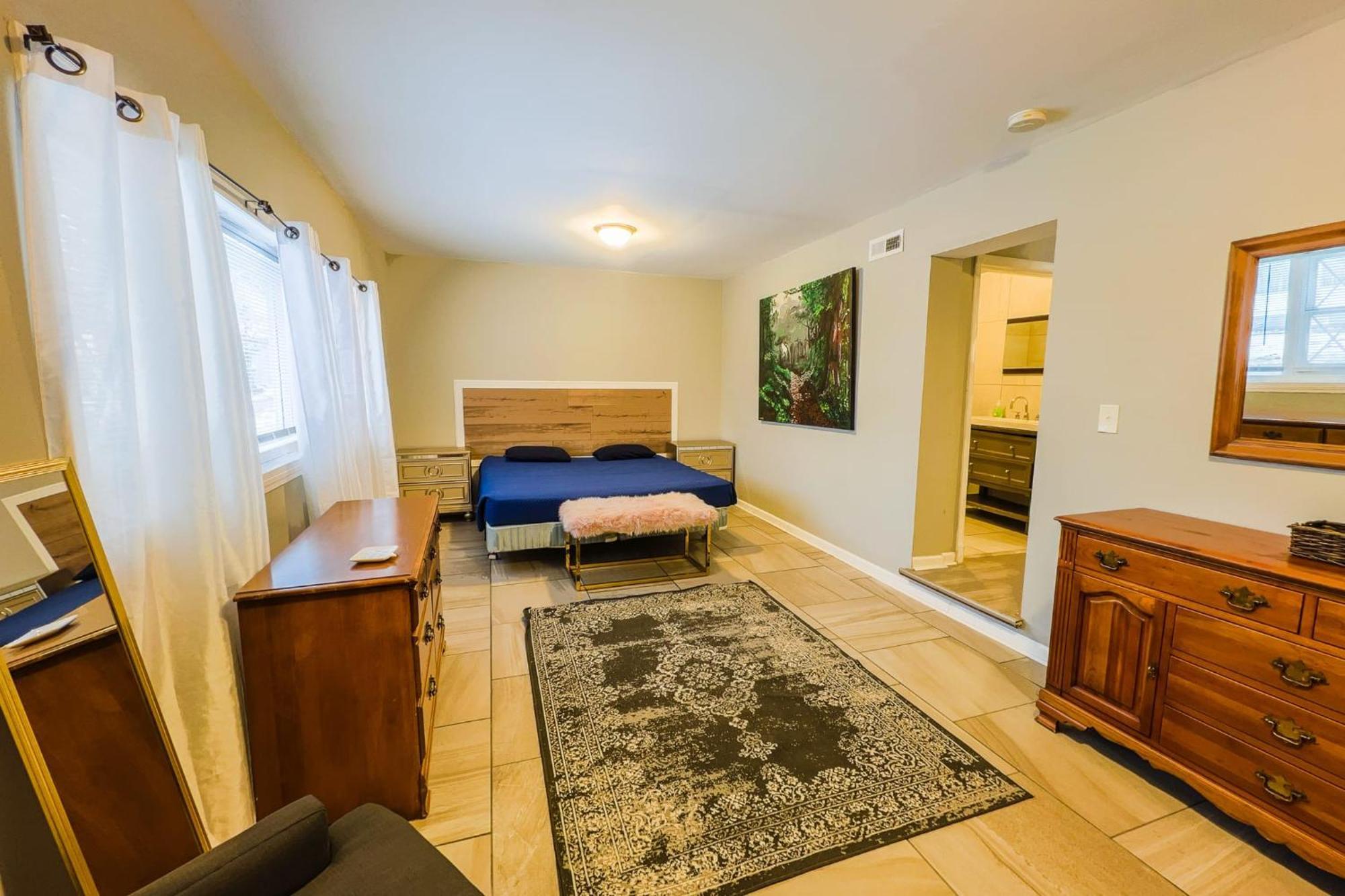 Large 6Br, 6 Bath In The City Of Niagara Falls Eksteriør billede