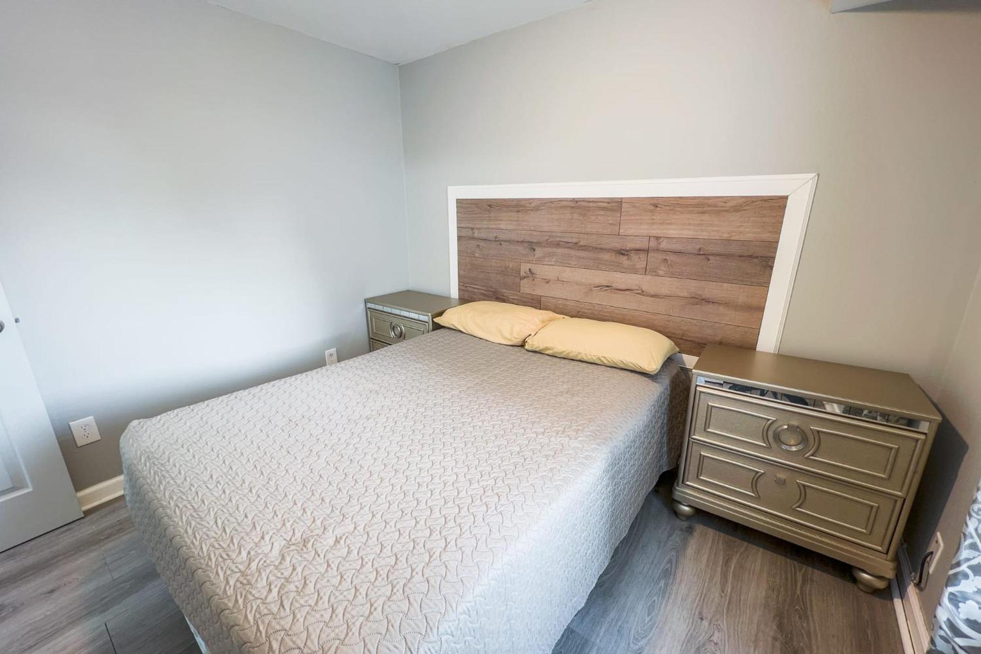 Large 6Br, 6 Bath In The City Of Niagara Falls Eksteriør billede