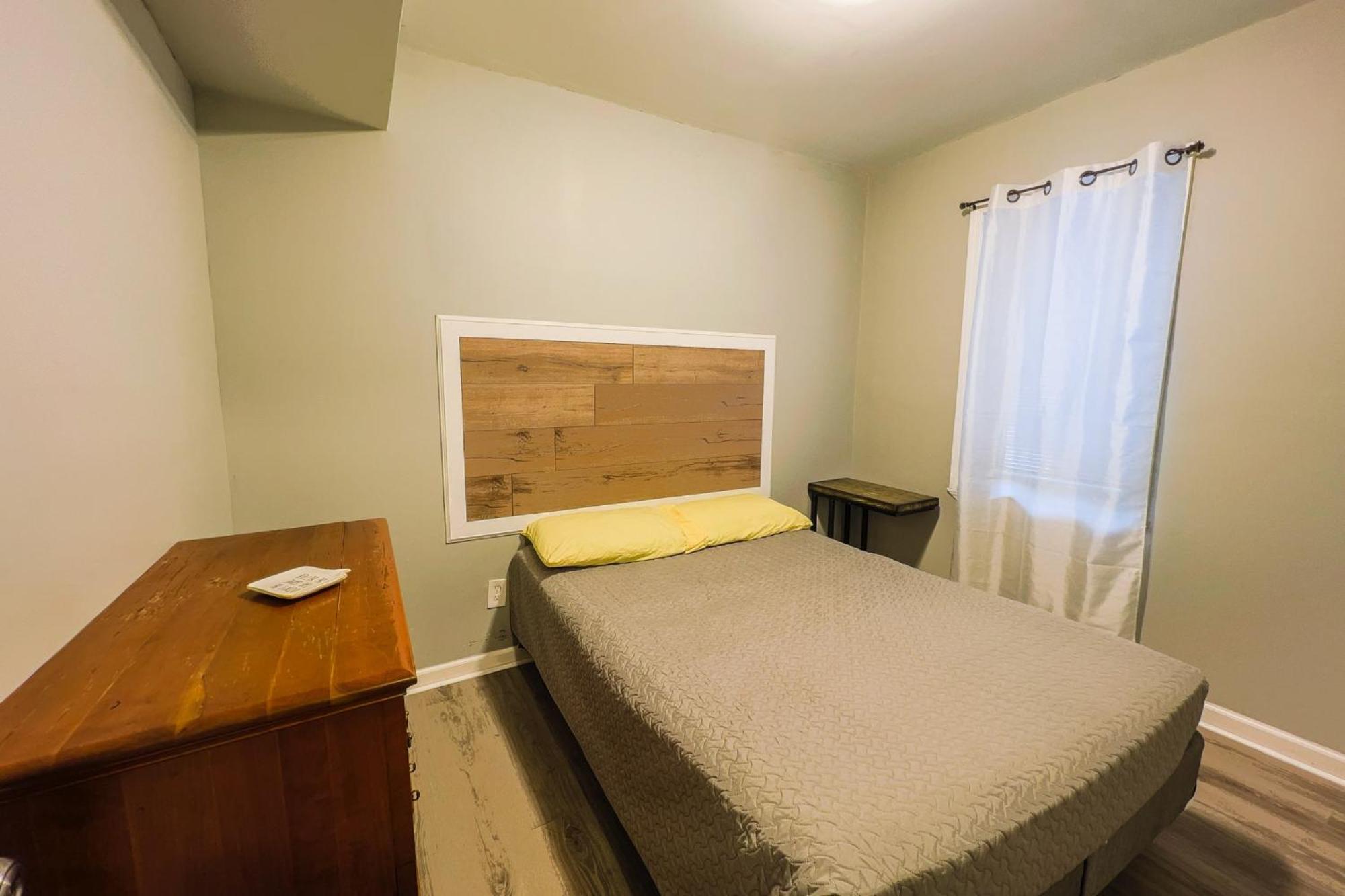 Large 6Br, 6 Bath In The City Of Niagara Falls Eksteriør billede