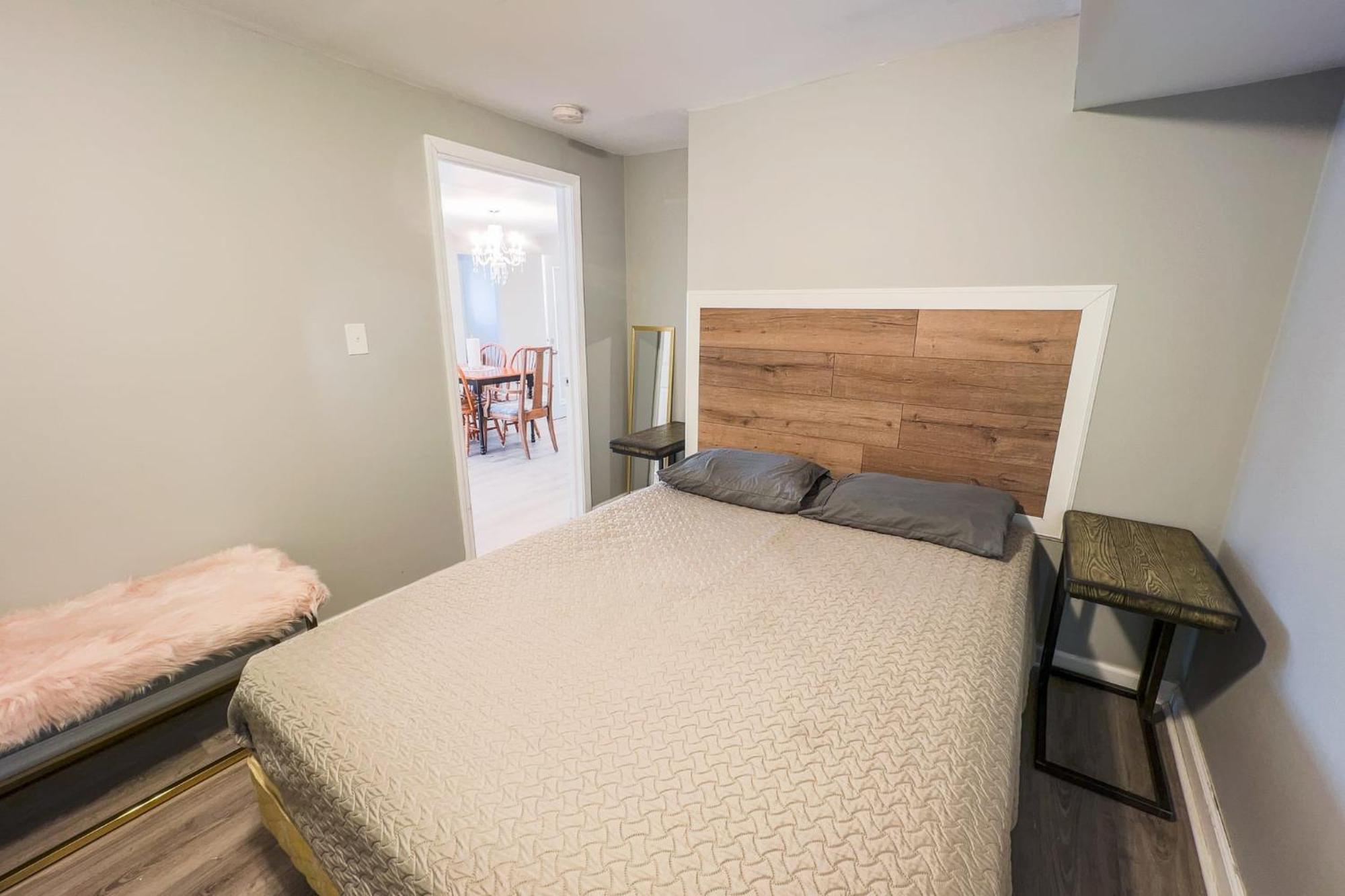 Large 6Br, 6 Bath In The City Of Niagara Falls Eksteriør billede