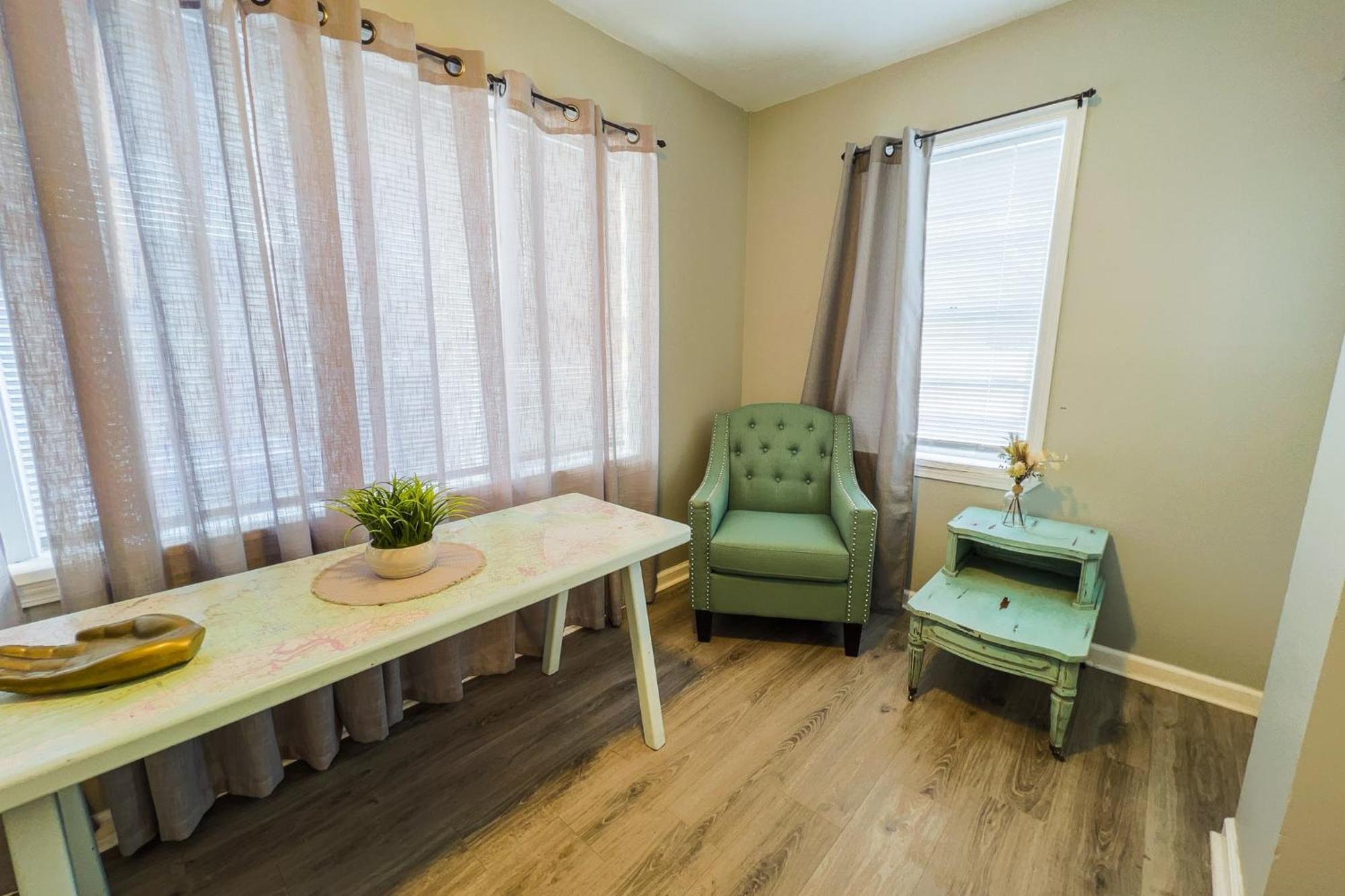 Large 6Br, 6 Bath In The City Of Niagara Falls Eksteriør billede