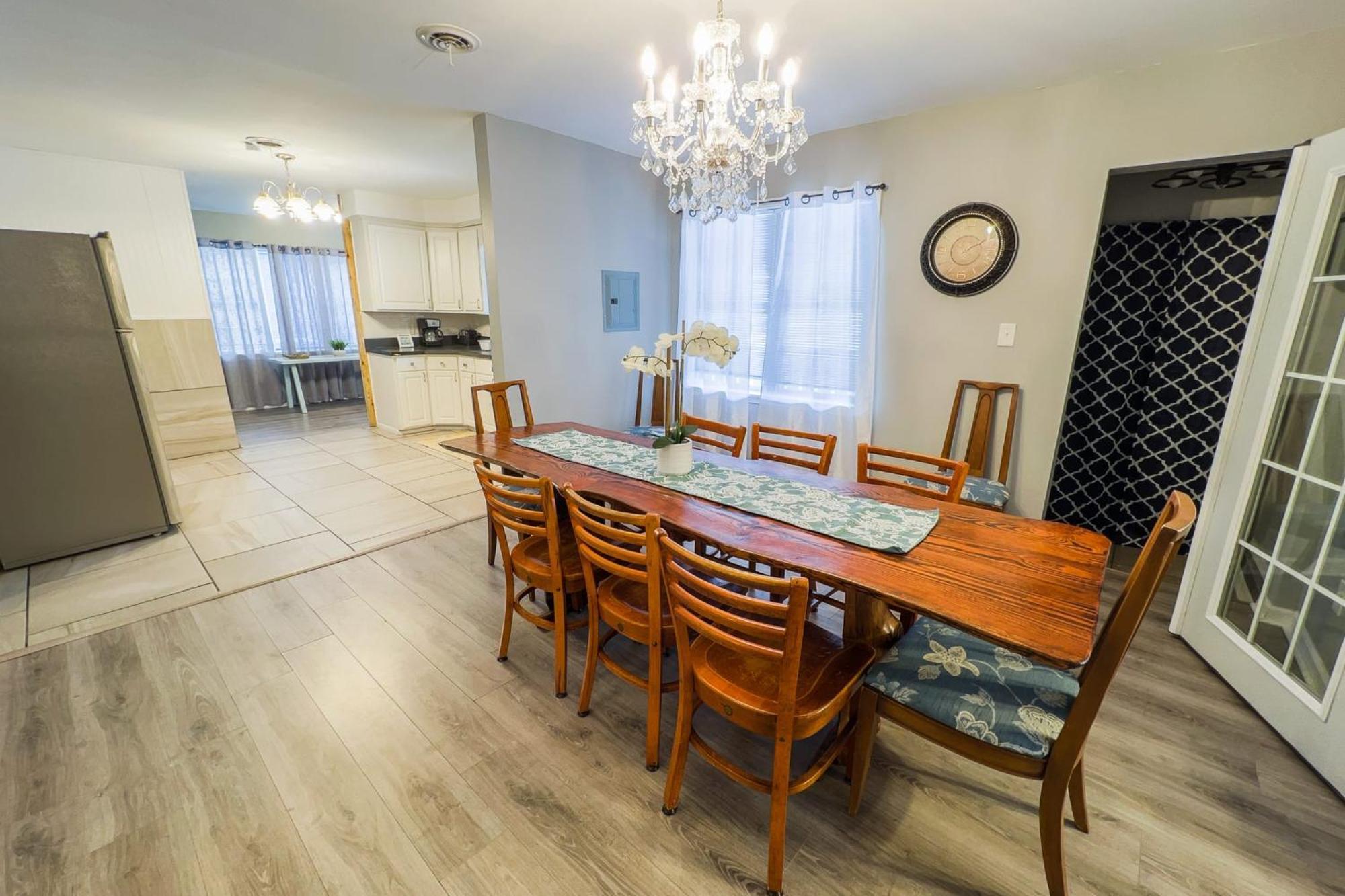 Large 6Br, 6 Bath In The City Of Niagara Falls Eksteriør billede